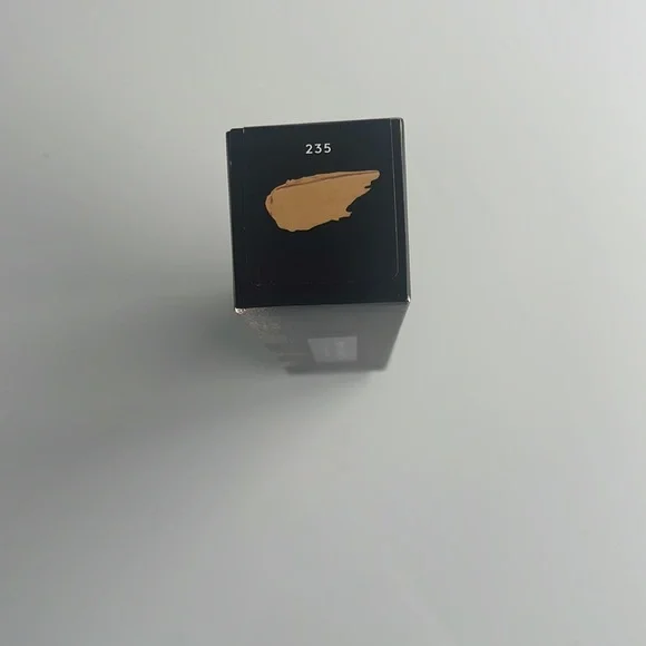 Fenty Beauty Pro Filtr Soft Matte Foundation Shade 235
